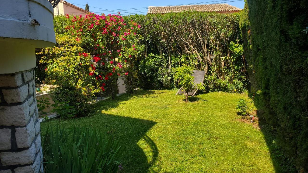 Villa Stellaris Villeneuve-Loubet Buitenkant foto